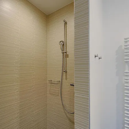 Wreechen 25, Haus 1 * Putbus