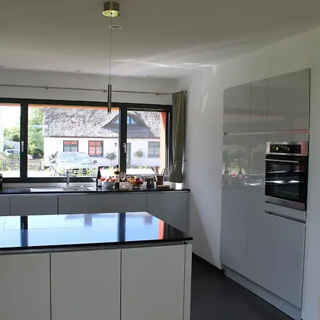 Wreechen 25, Haus 1 *